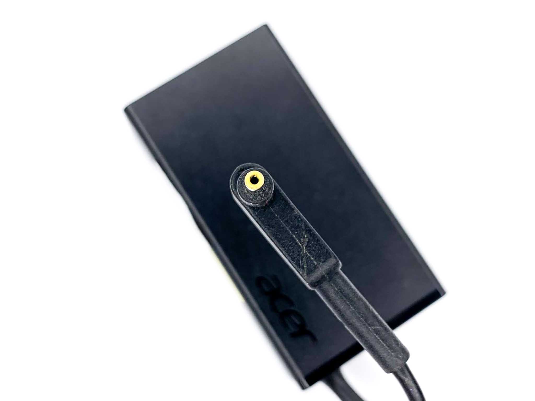 Блок живлення для ноутбука Acer 65W 19В 3.0 х 1.1 мм