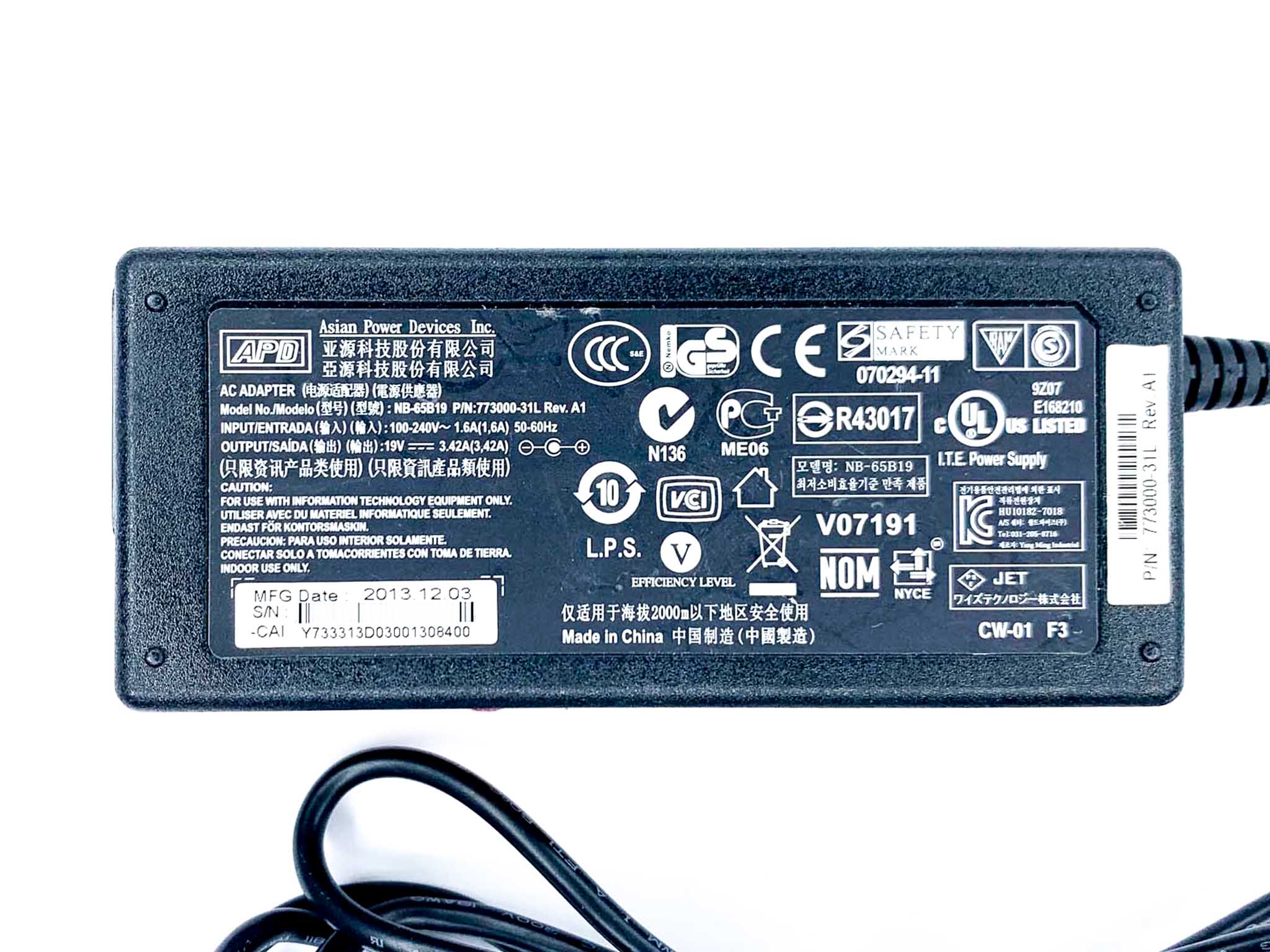 Блок живлення для ноутбука Fujitsu 65W 19V 3.42A 5.5 х 2.5 мм 3Pin