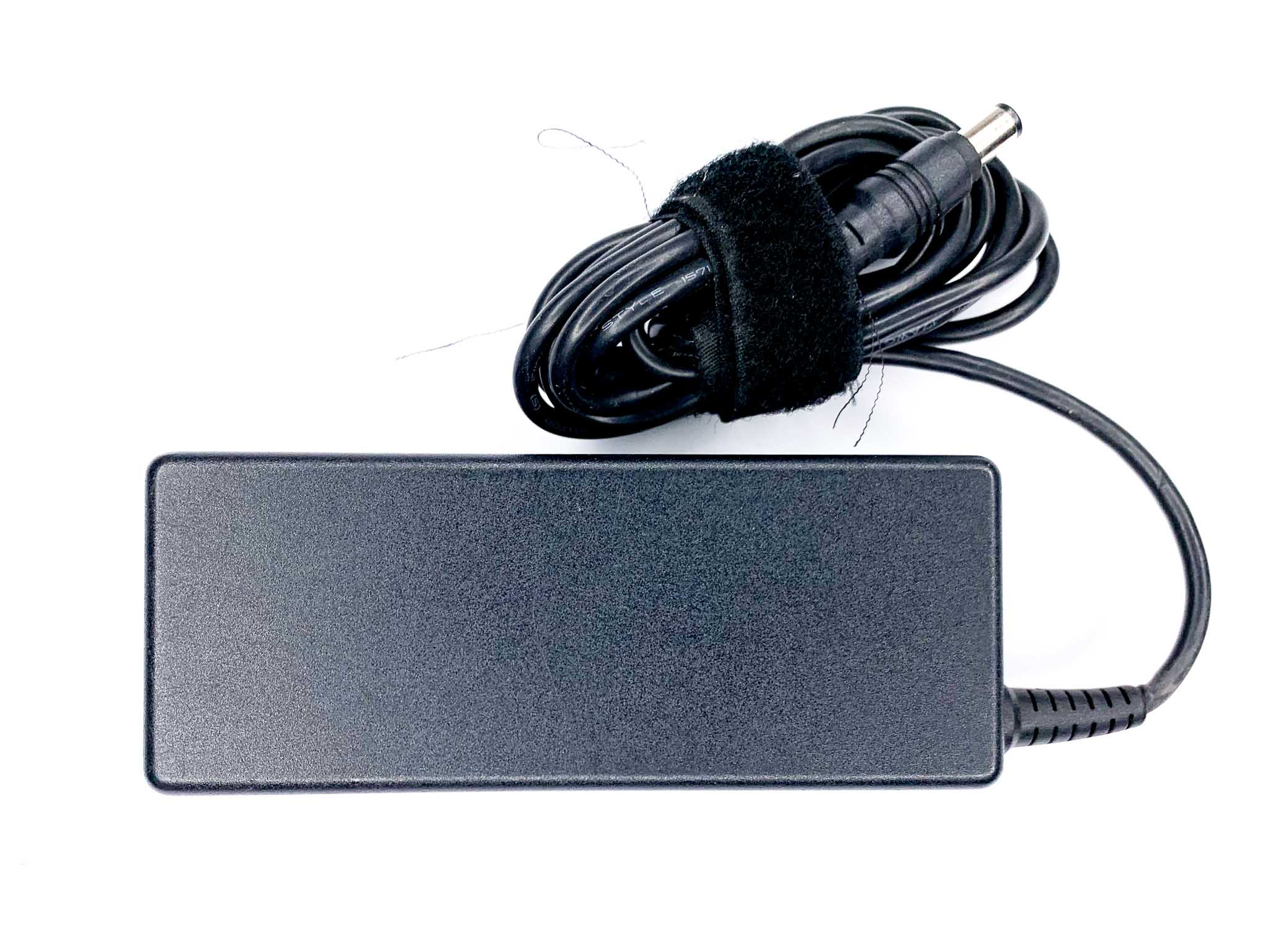 Блок живлення для ноутбука Toshiba 75W 15В 6.3 х 3.0 мм
