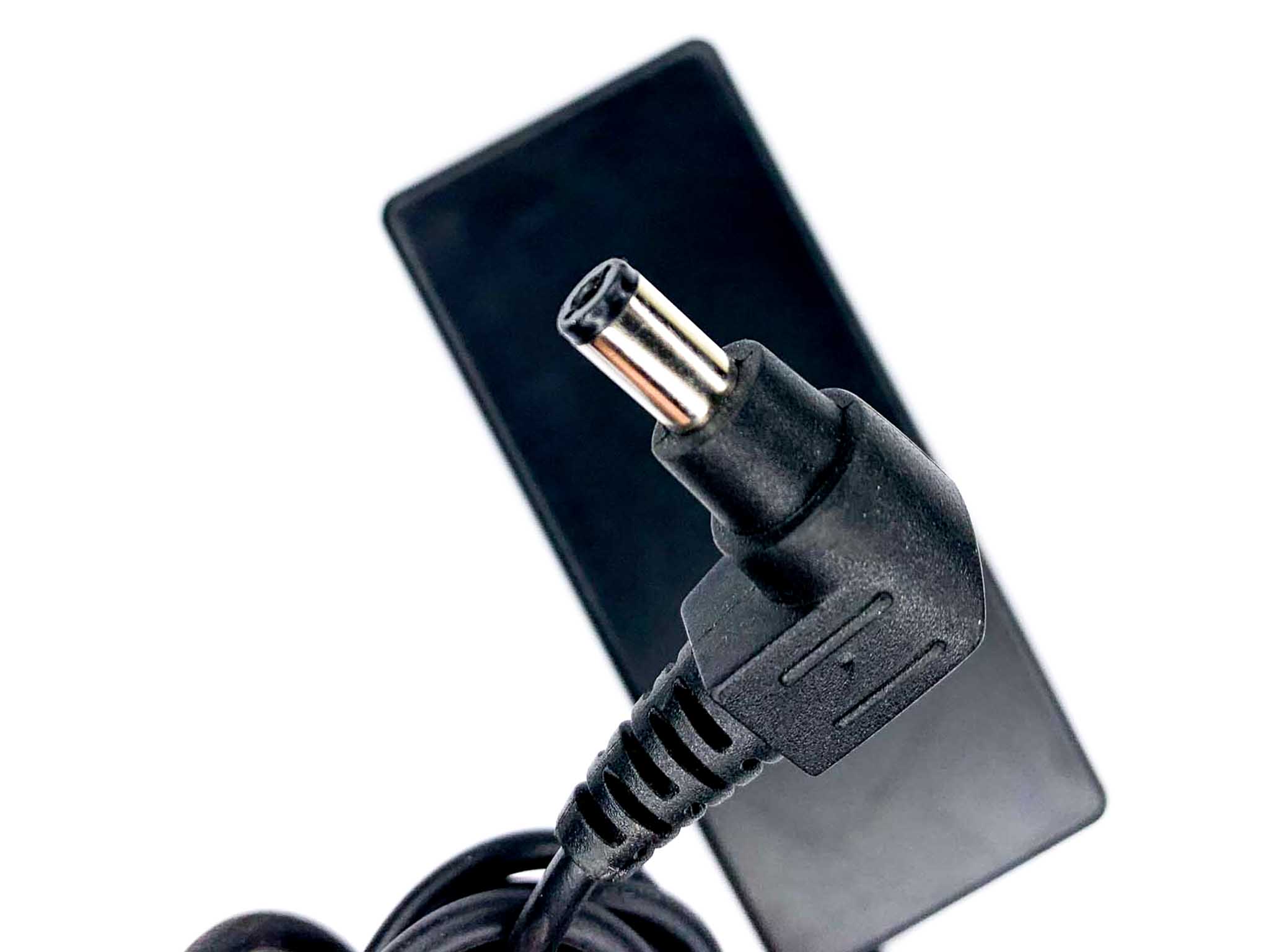 Блок живлення для ноутбука Toshiba 65W 24В 5.5 х 2.5 мм
